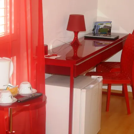 Rovere Ξενοδοχείο
