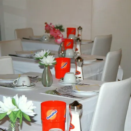 Rovere Ξενοδοχείο